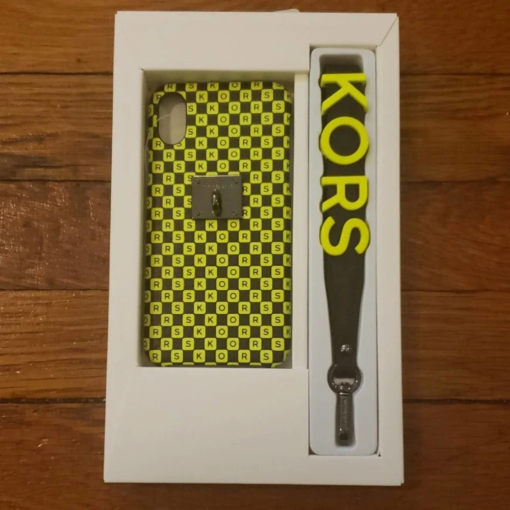 Michael Kors Checkerboard leather iPhone 11 X XS phone case